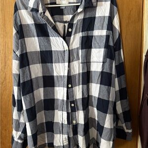 Old Navy Black and White Checkered Shirt